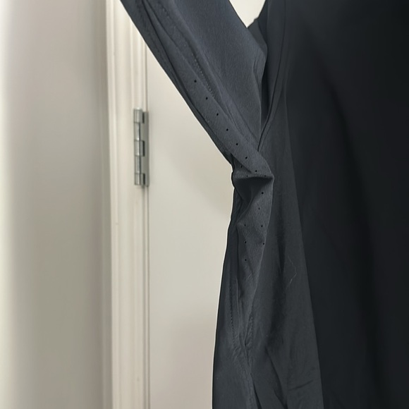 3/$150 NWT Athleta urbanite top 2.0 black small tall - Picture 14 of 14